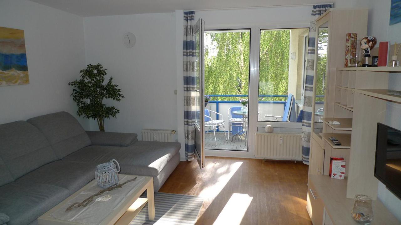Aquamarin - Charmantes Appartement Mit Balkon ロストック エクステリア 写真