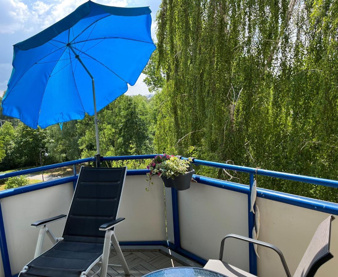 Aquamarin - Charmantes Appartement Mit Balkon ロストック エクステリア 写真