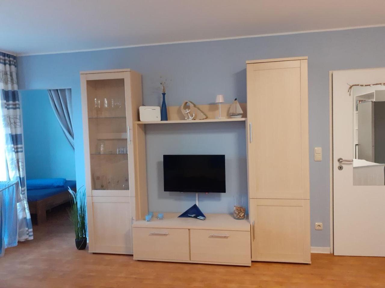Aquamarin - Charmantes Appartement Mit Balkon ロストック エクステリア 写真